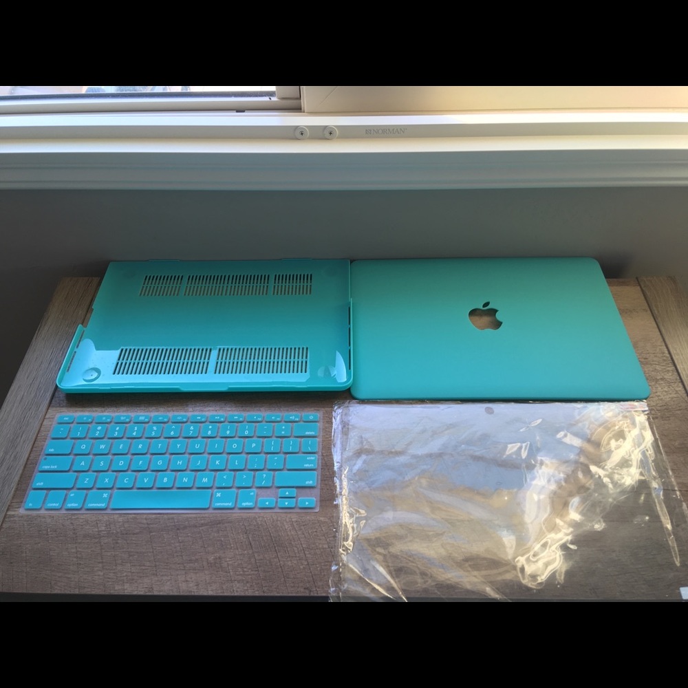 MacBook Air Bundle!